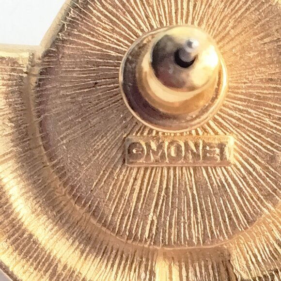 Monet Art Deco Earrings Vintage Gold Tone Faux Pearl Pierced Post - Picture 6 of 6